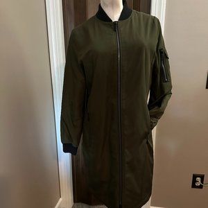 Women`s MICHAEL KORS knee length coat size medium